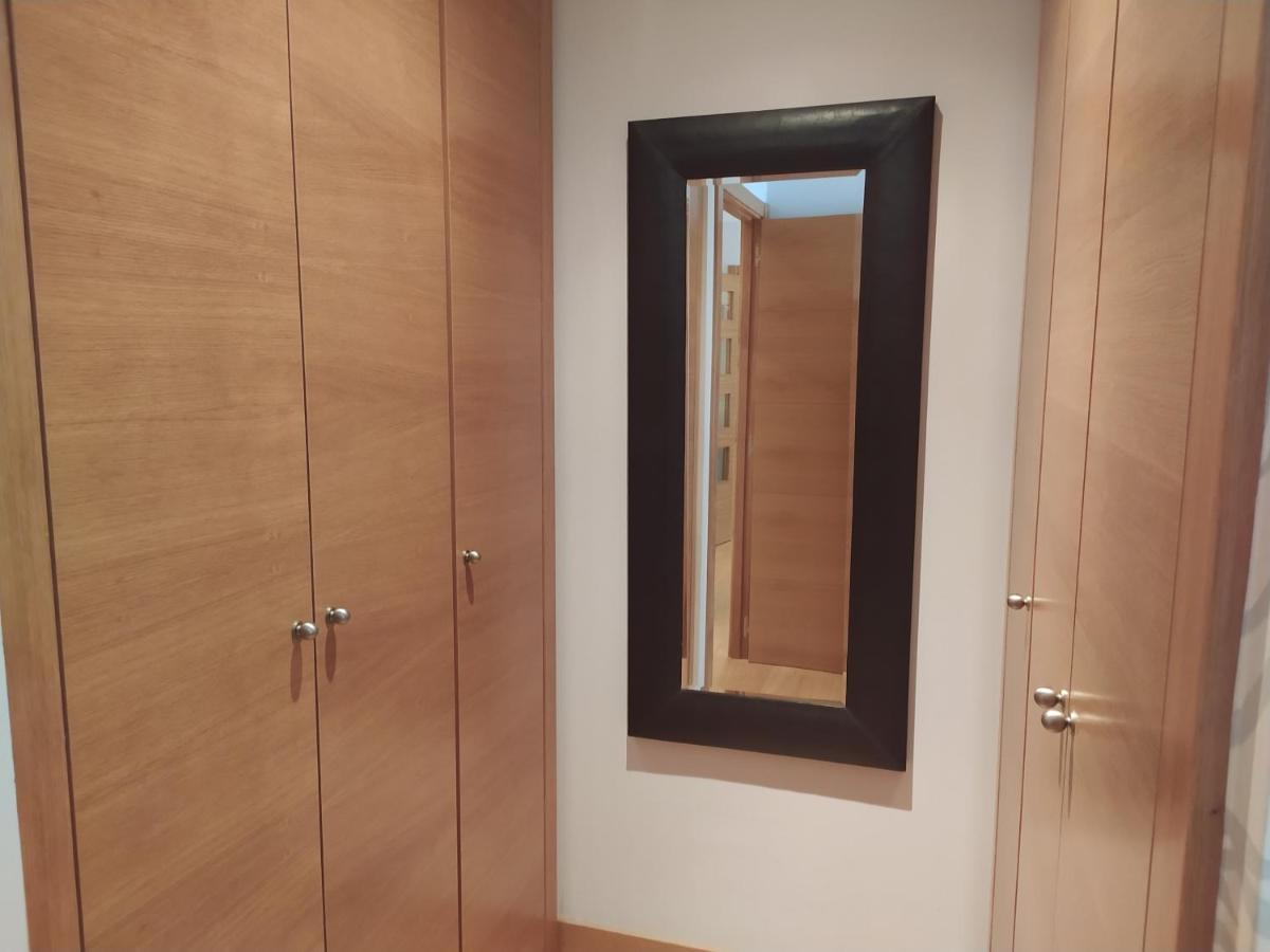 Apartamento En El Centro Con Garaje Directo. Бильбао Экстерьер фото